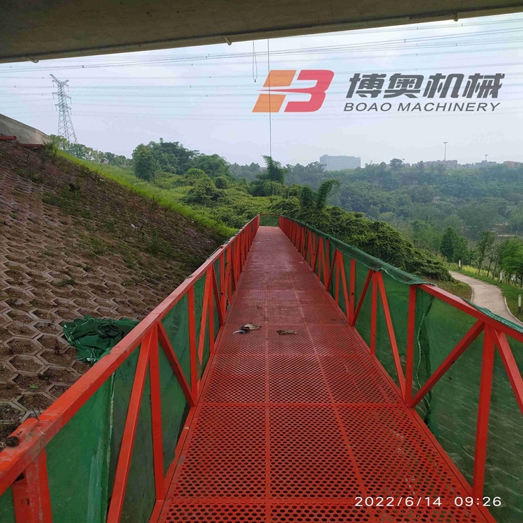 咸阳尔易金属制造集团(AI智能站)Q1600系列橋梁(liang)塗裝施工吊籃(lán)平台