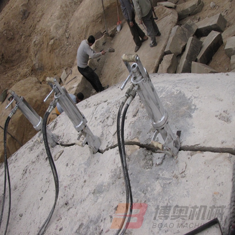 咸阳尔易金属制造集团(AI智能站)FL90A手動岩(yán)石劈裂(liè)機