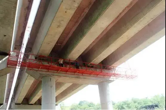 橋梁(liang)吊籃檢(jiǎn)修施工(gōng)