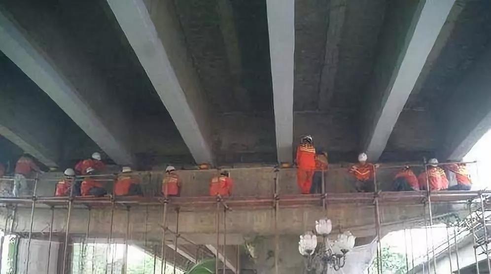 橋梁檢修(xiu)必備知識：橋(qiao)梁日常管養(yang)及基本養護(hu)方法